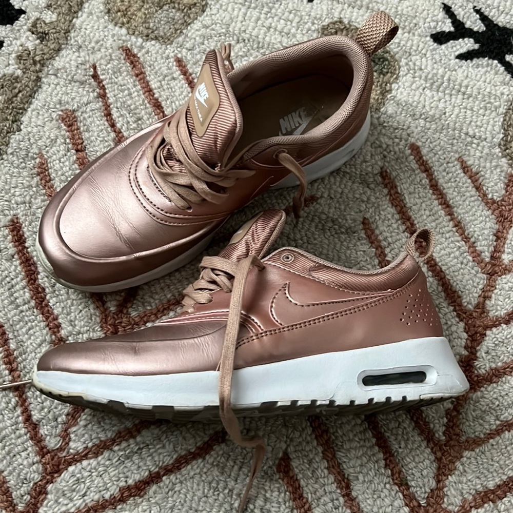 nike sneakers